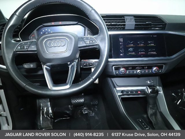 Used 2020 Audi Q3 2.0T Premium AWD/4WD image 15