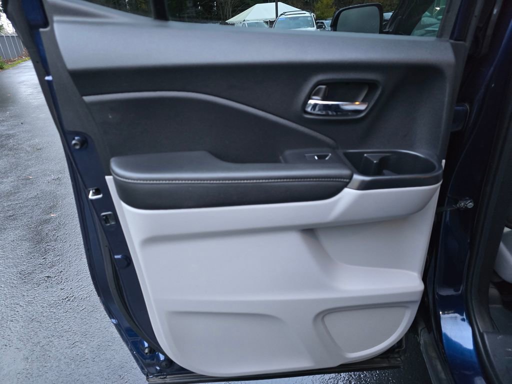 Certified 2023 Honda Ridgeline RTL image 8