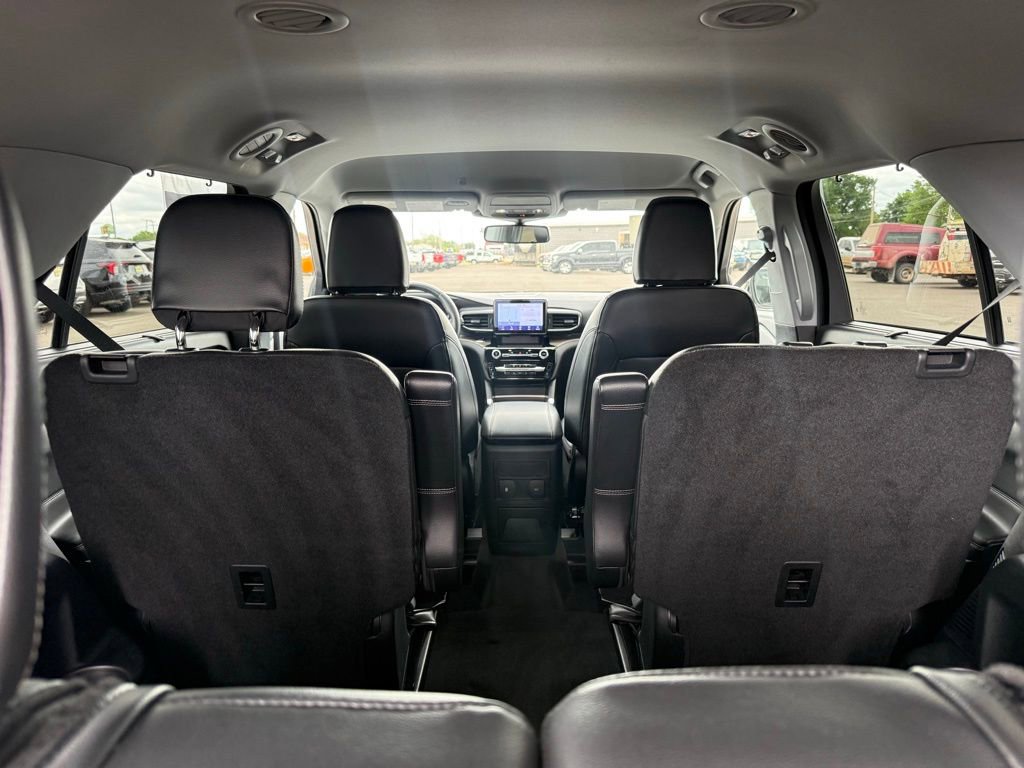 Used 2022 Ford Explorer Limited RWD image 30