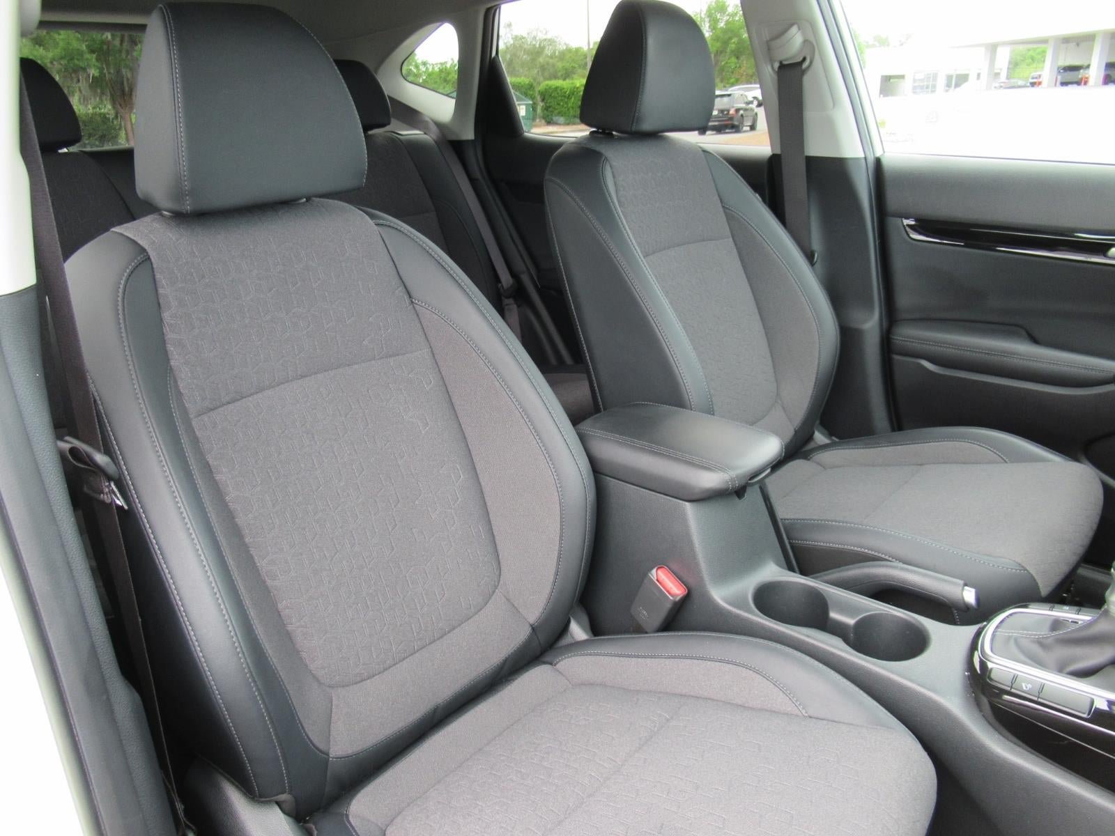 Used 2024 Kia Seltos S FWD image 9