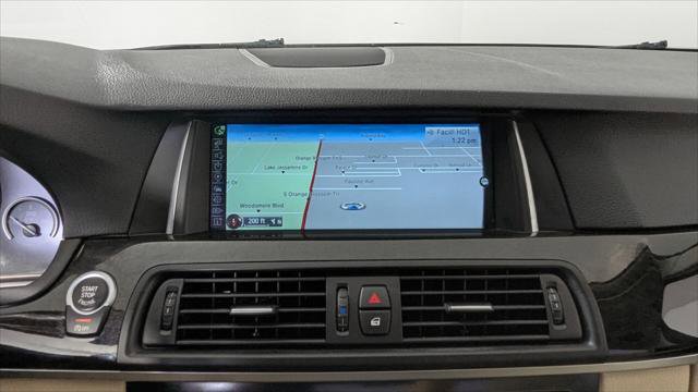 Used 2016 BMW 528i Sedan w/ Premium Package image 26