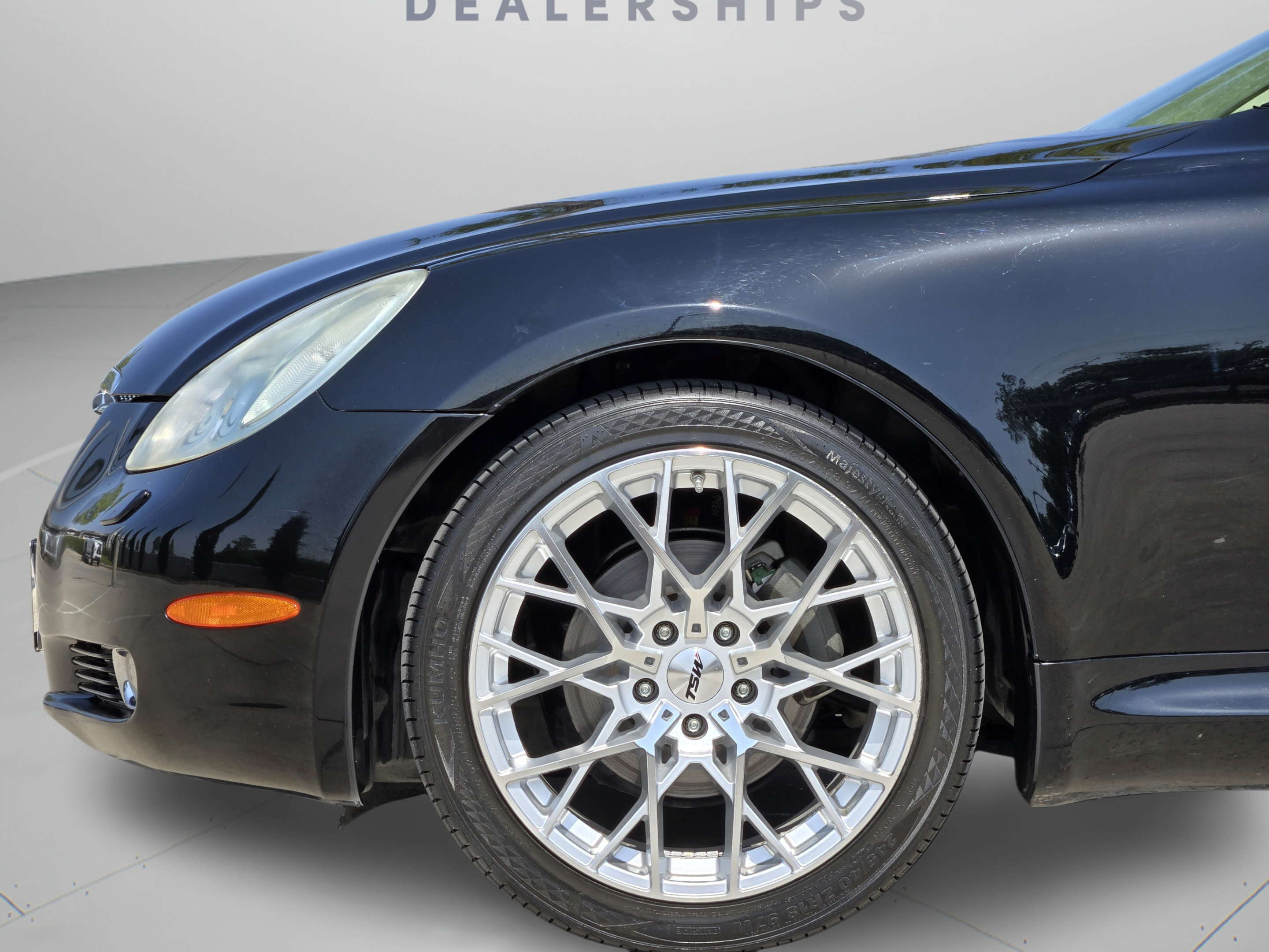 Used 2005 Lexus SC 430 Convertible RWD image 36