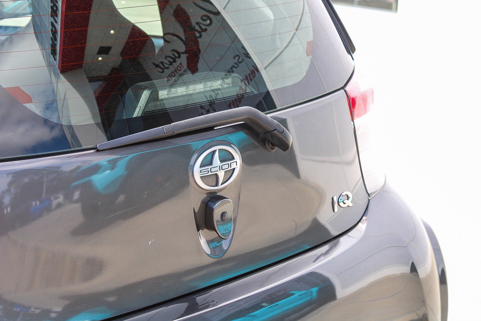 Used 2012 Scion iQ w/ Rear Speaker Pkg FWD image 11