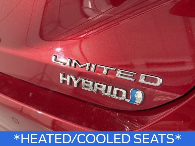 Used 2021 Toyota Avalon Limited image 9