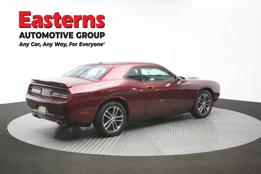 Used 2019 Dodge Challenger SXT AWD/4WD image 38