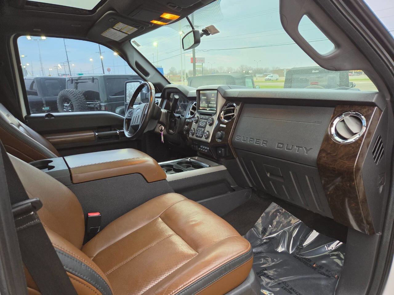 Used 2016 Ford F250 Platinum w/ FX4 Off-Road Package image 29