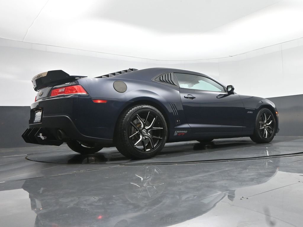 Used 2015 Chevrolet Camaro SS w/ Rear Vision Package image 45