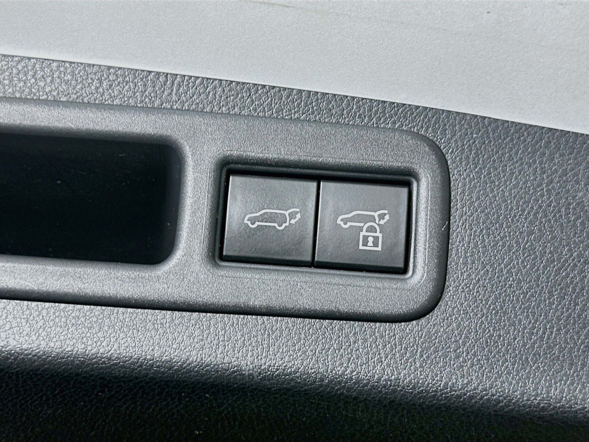 Used 2023 Lexus RX 350 Premium Plus w/ Cold Area Package AWD/4WD image 30