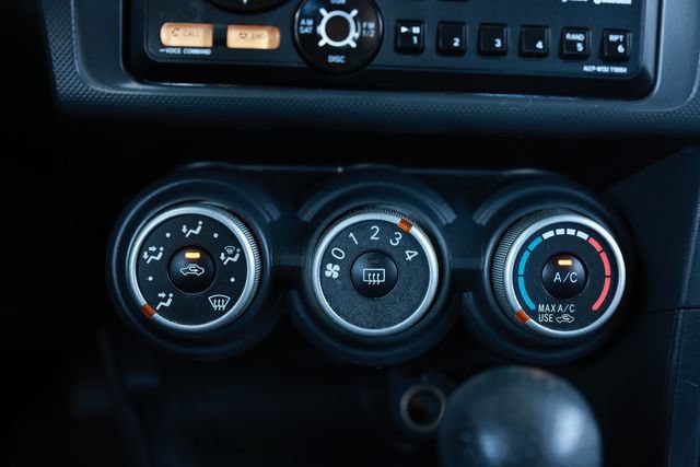 Used 2013 Scion tC FWD image 33