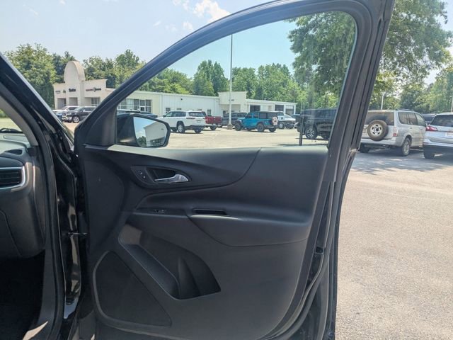 Used 2024 Chevrolet Equinox LT FWD image 31