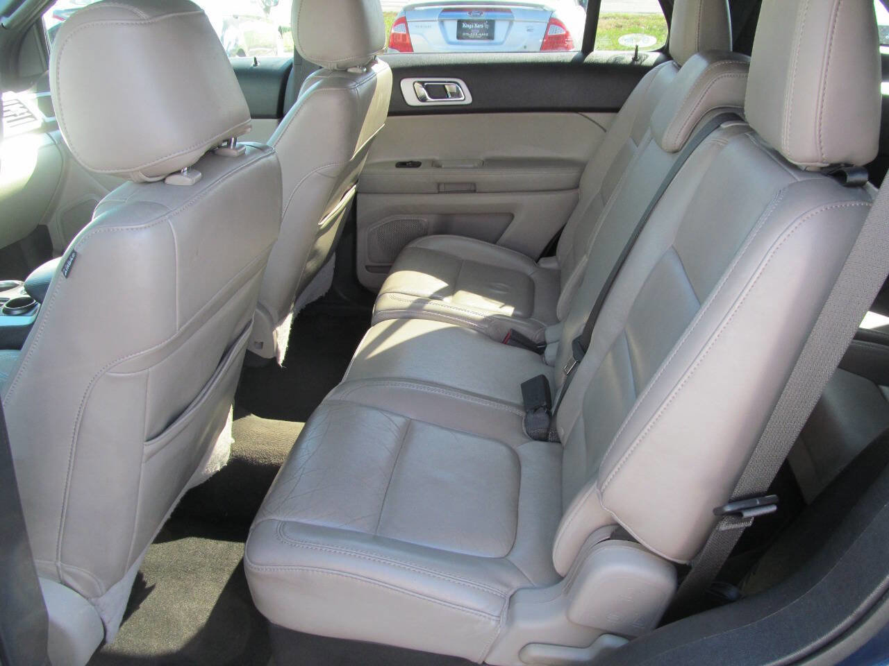 Used 2012 Ford Explorer XLT image 16