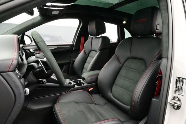 New 2026 Porsche Macan GTS AWD/4WD image 5