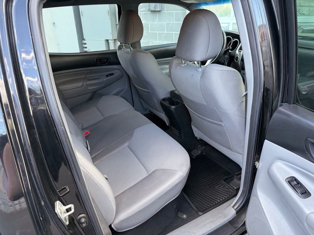Used 2012 Toyota Tacoma 4x4 Double Cab w/ TRD Off-Road Pkg image 19