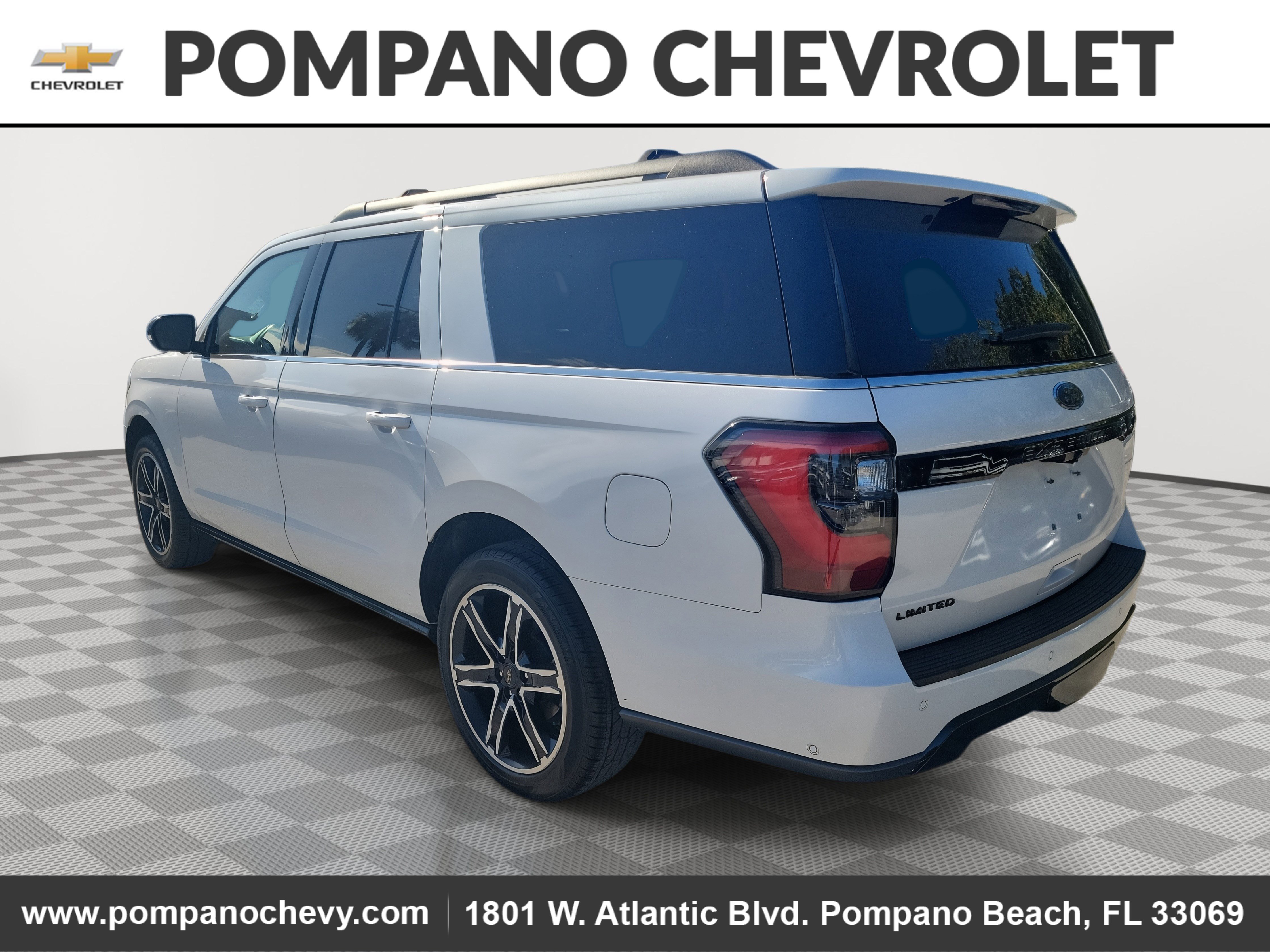 Used 2019 Ford Expedition Max Limited w/ Equipment Group 303A image 3