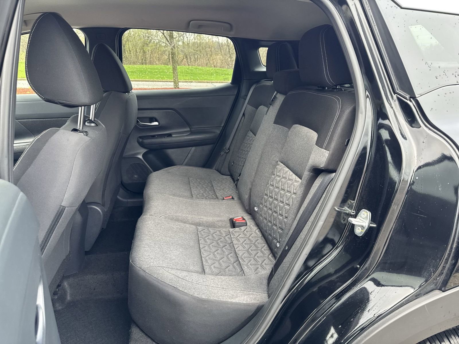Certified 2025 Nissan Kicks SV FWD image 14