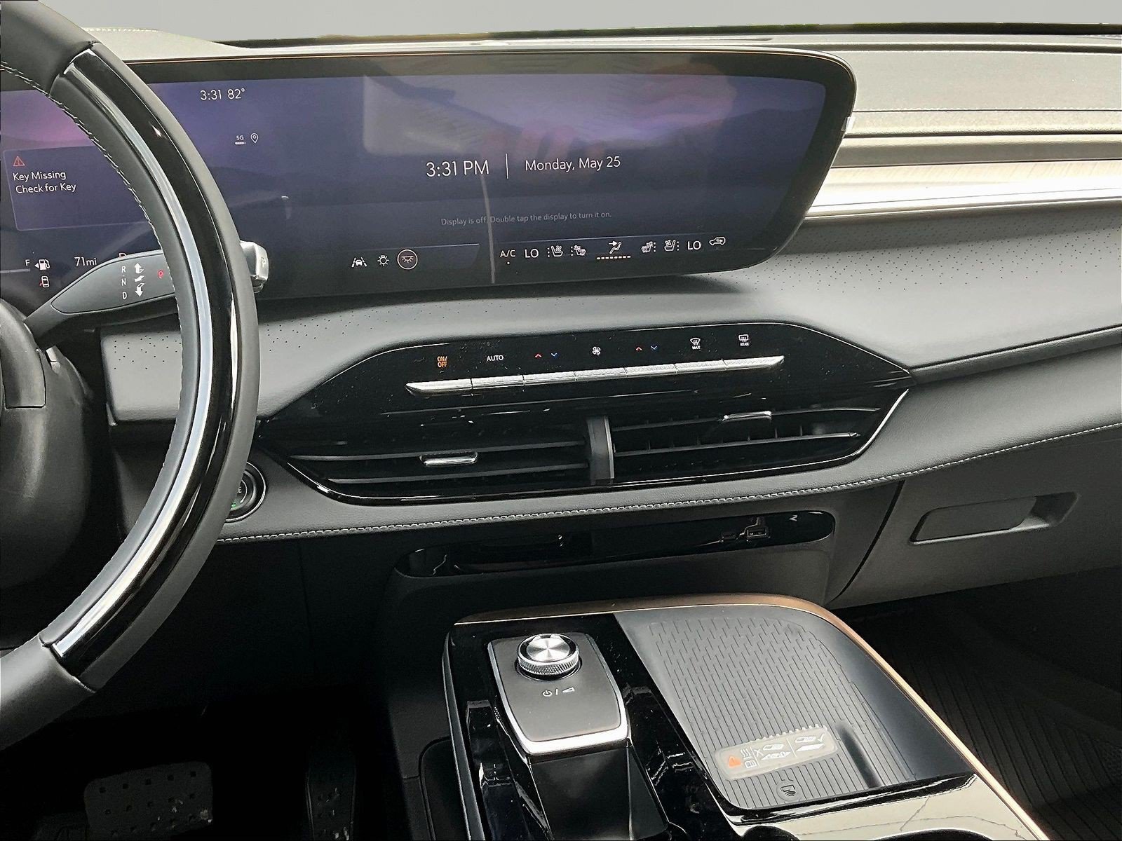New 2026 Buick Enclave Avenir w/ Super Cruise Package FWD image 11