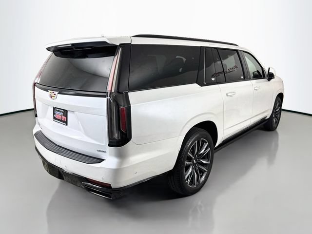 Used 2024 Cadillac Escalade ESV Sport Platinum AWD/4WD image 7