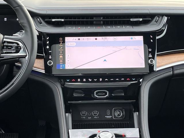 New 2026 Jeep Grand Cherokee Summit AWD/4WD image 15