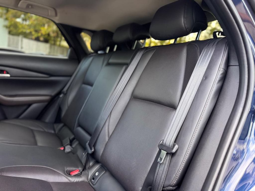Used 2021 MAZDA CX-30 AWD 2.5 S w/ Premium Package image 23