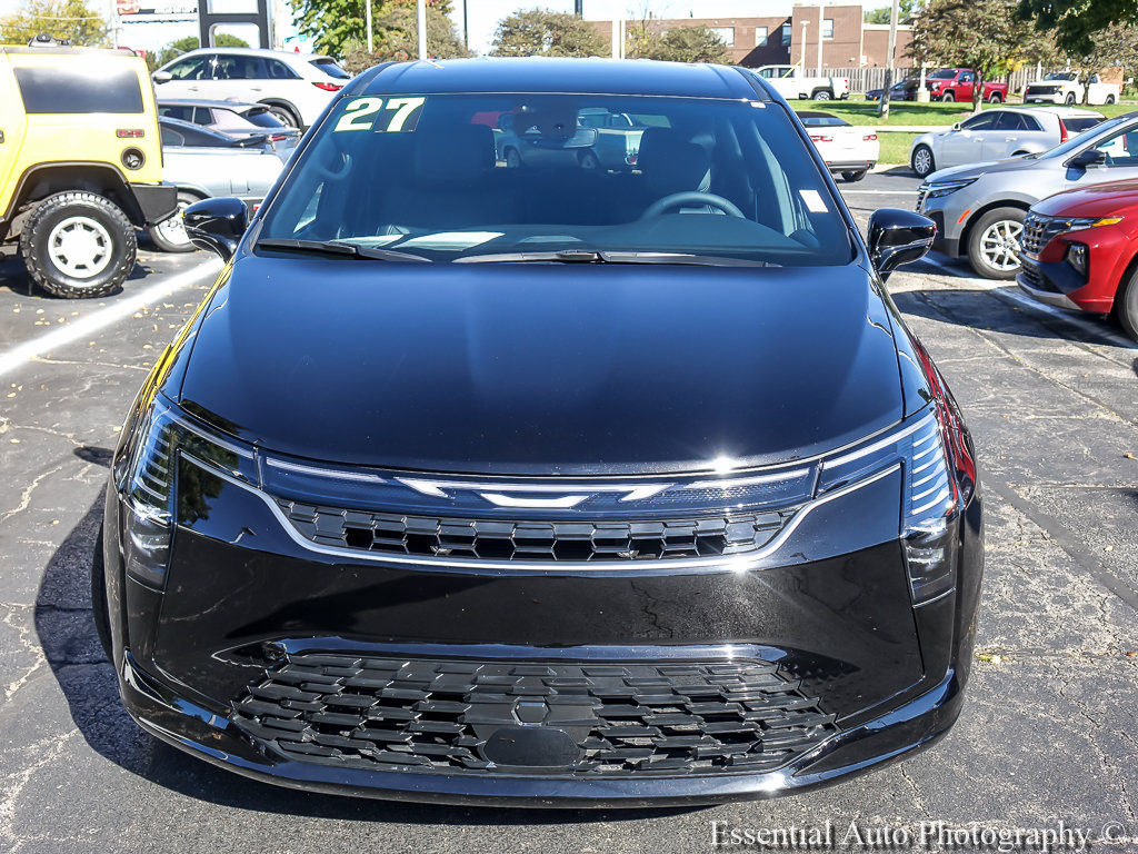 Used 2027 Chrysler Pacifica Select FWD image 6
