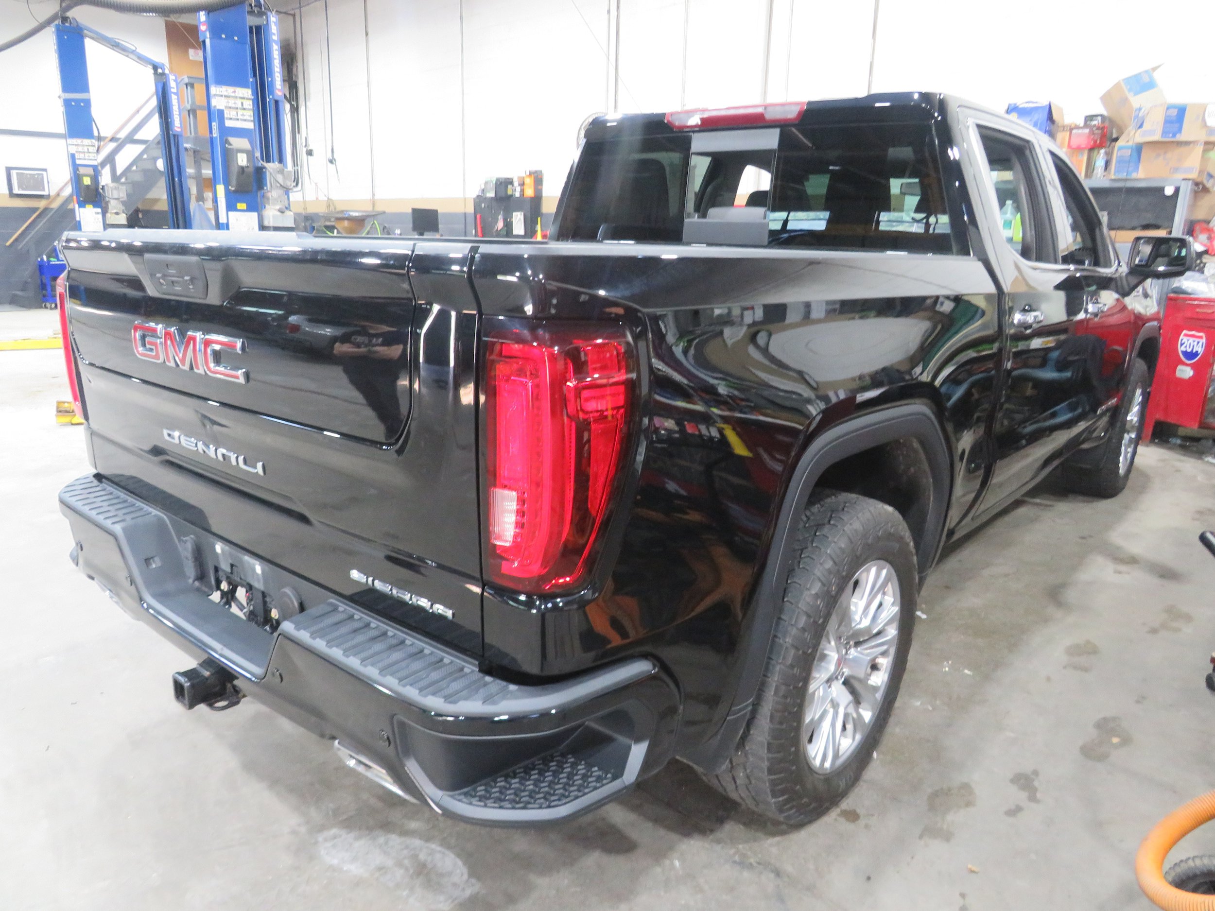 Used 2019 GMC Sierra 1500 Denali AWD/4WD image 6