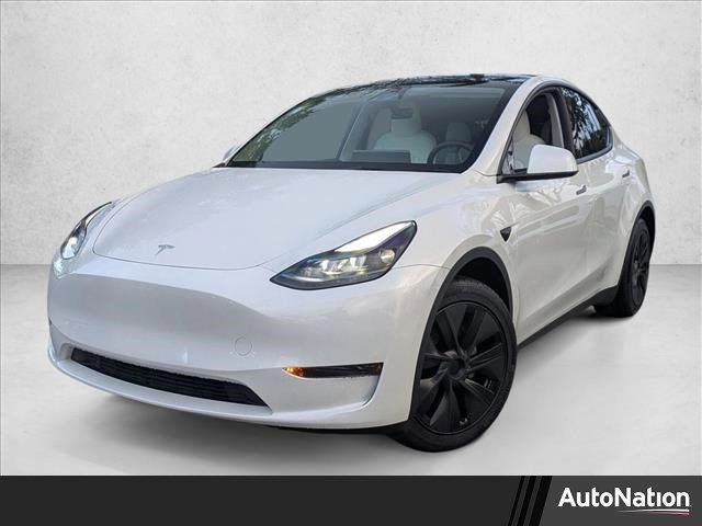 Used 2025 Tesla Model Y Long Range image 1