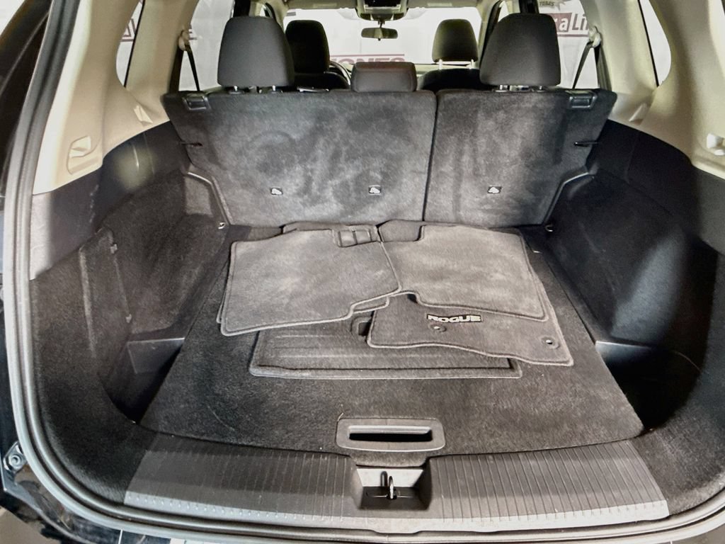 Certified 2024 Nissan Rogue SV AWD/4WD image 27