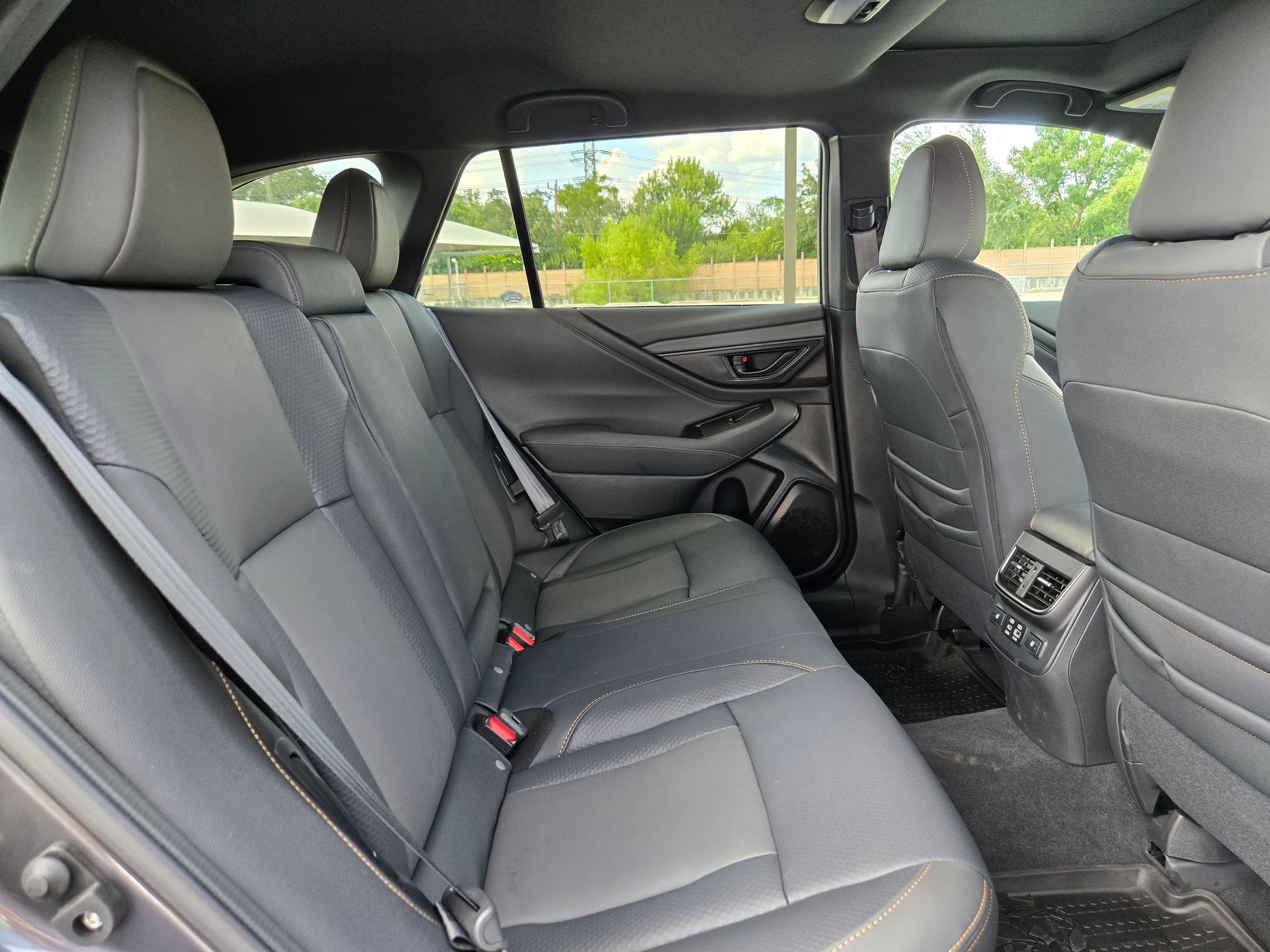 Used 2025 Subaru Outback Wilderness AWD/4WD image 25