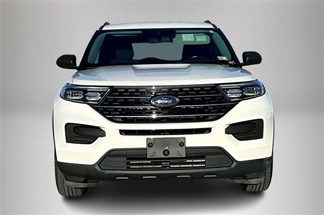 Used 2020 Ford Explorer XLT w/ Comfort Package image 3