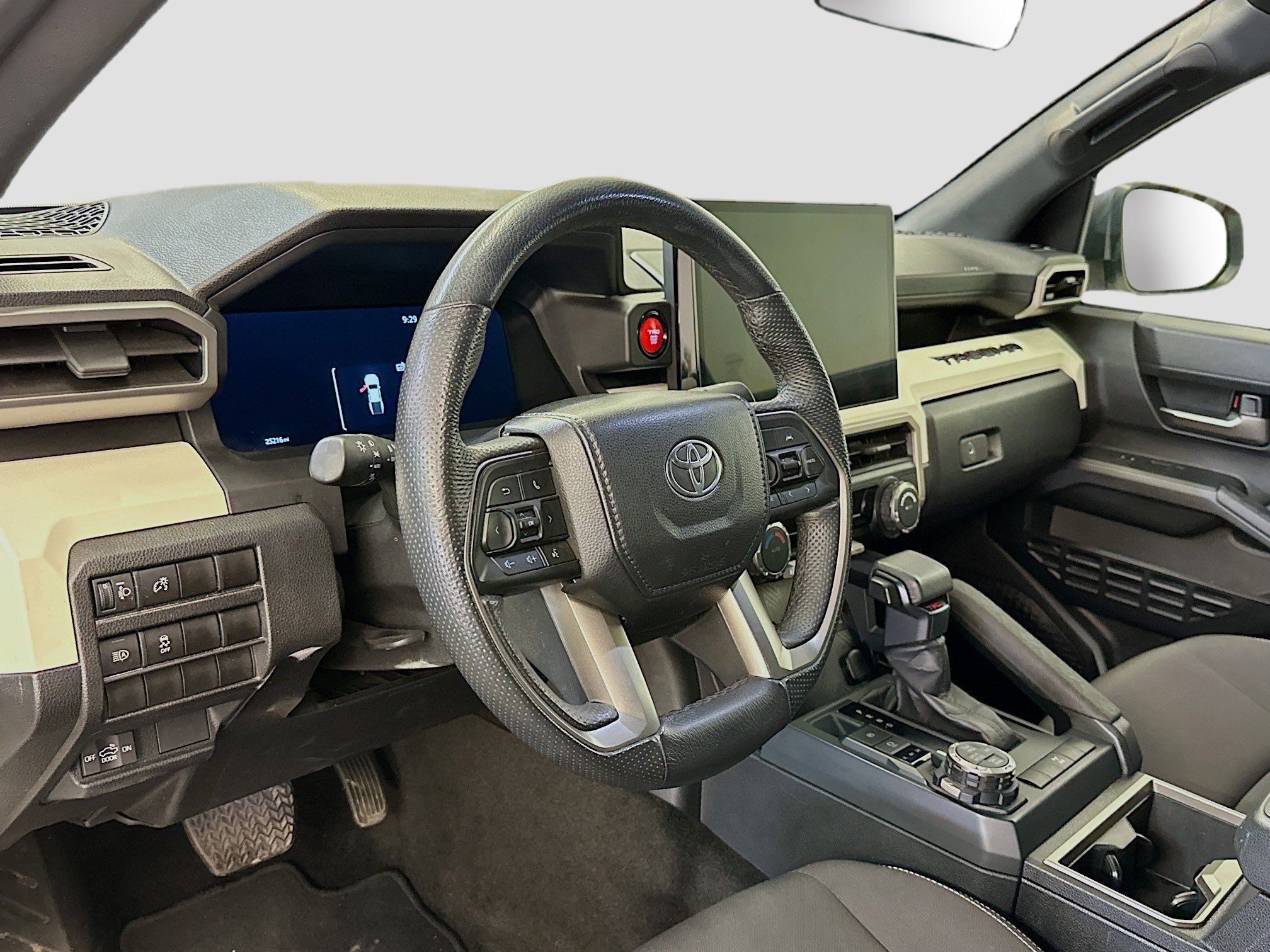Used 2024 Toyota Tacoma TRD Off-Road image 18