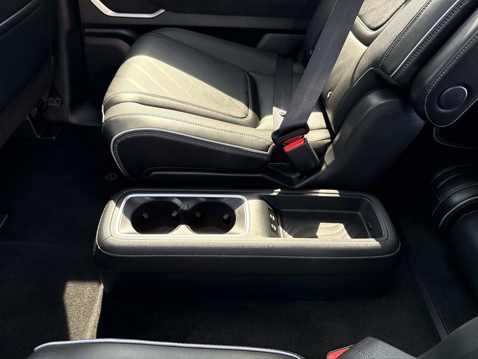 Used 2025 INFINITI QX80 Luxe AWD/4WD image 32