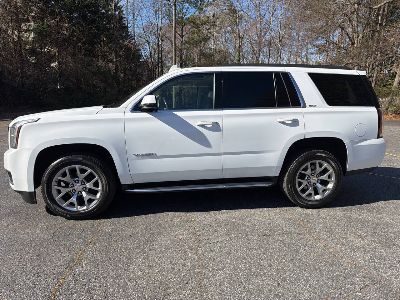 Used 2019 GMC Yukon SLT w/ Open Road Package RWD image 3