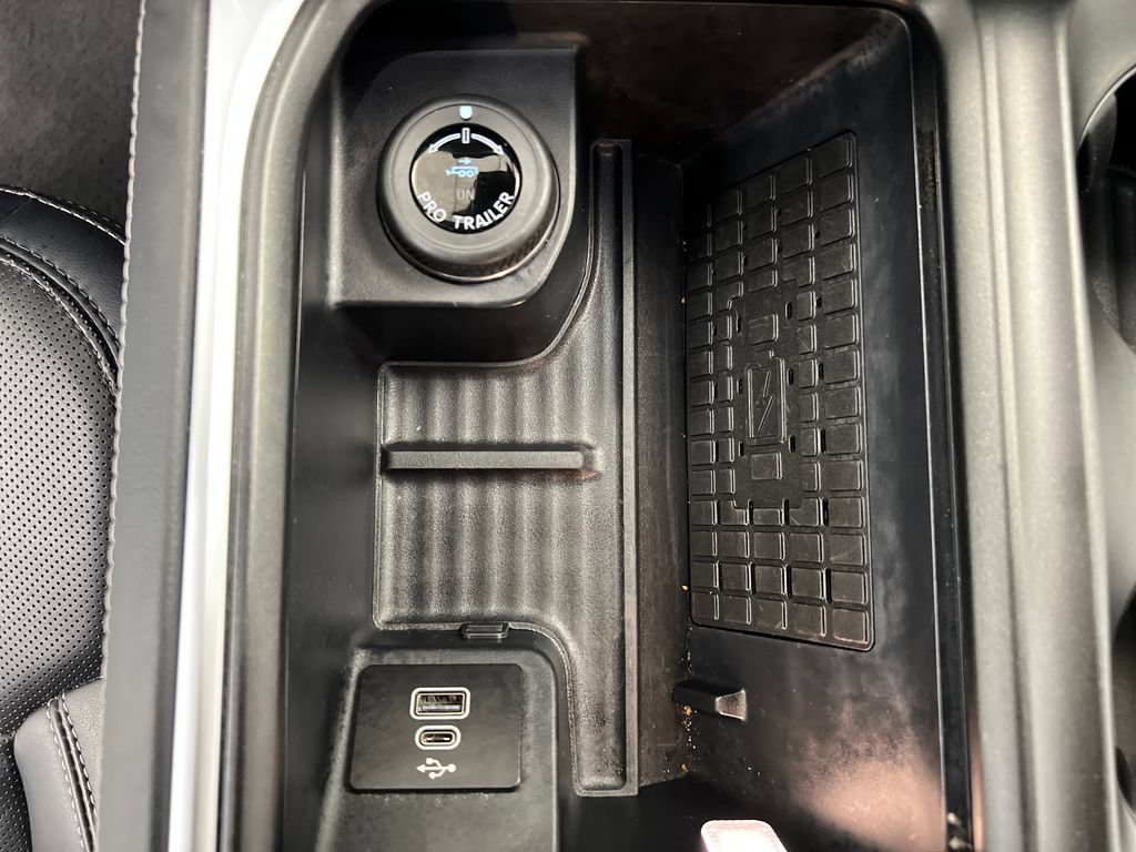 Used 2025 Ford Expedition Platinum AWD/4WD image 64