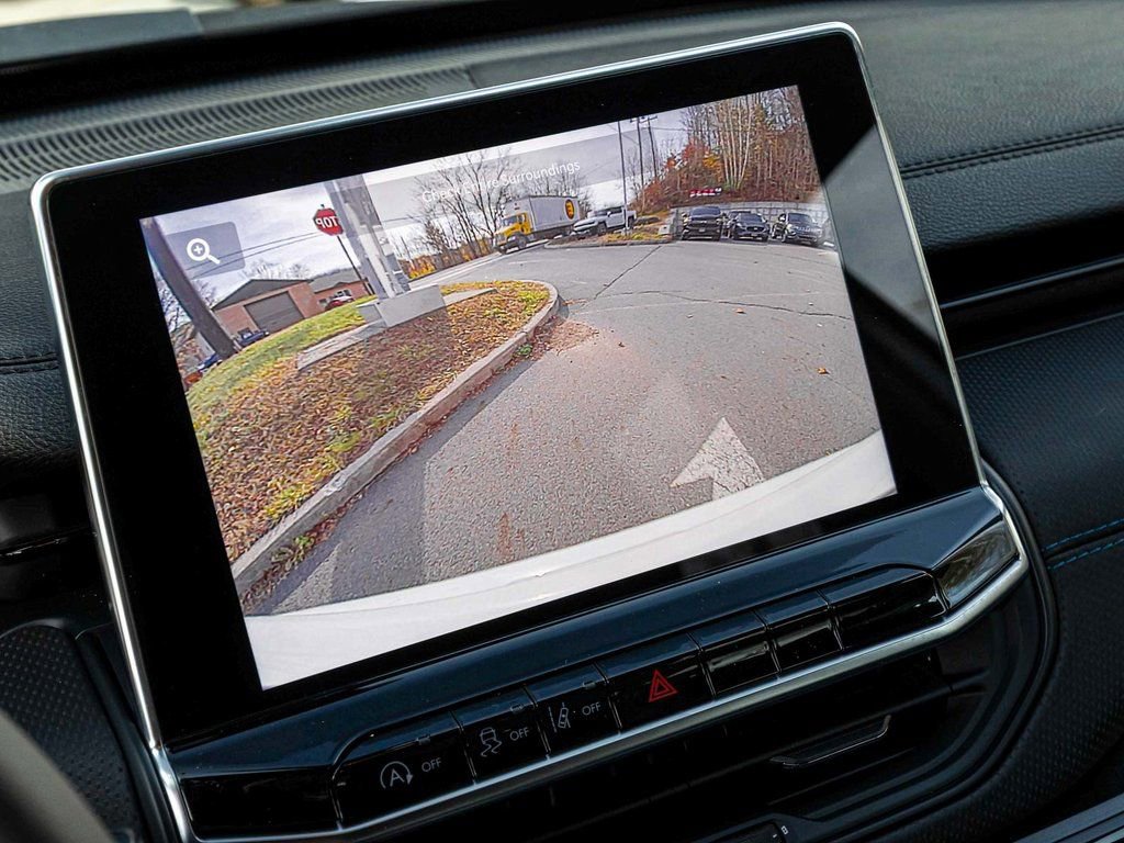 New 2026 Jeep Compass Latitude image 11