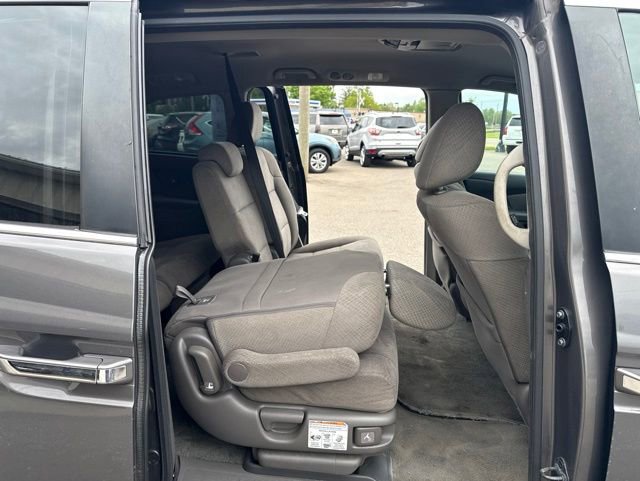 Used 2016 Honda Odyssey SE image 11