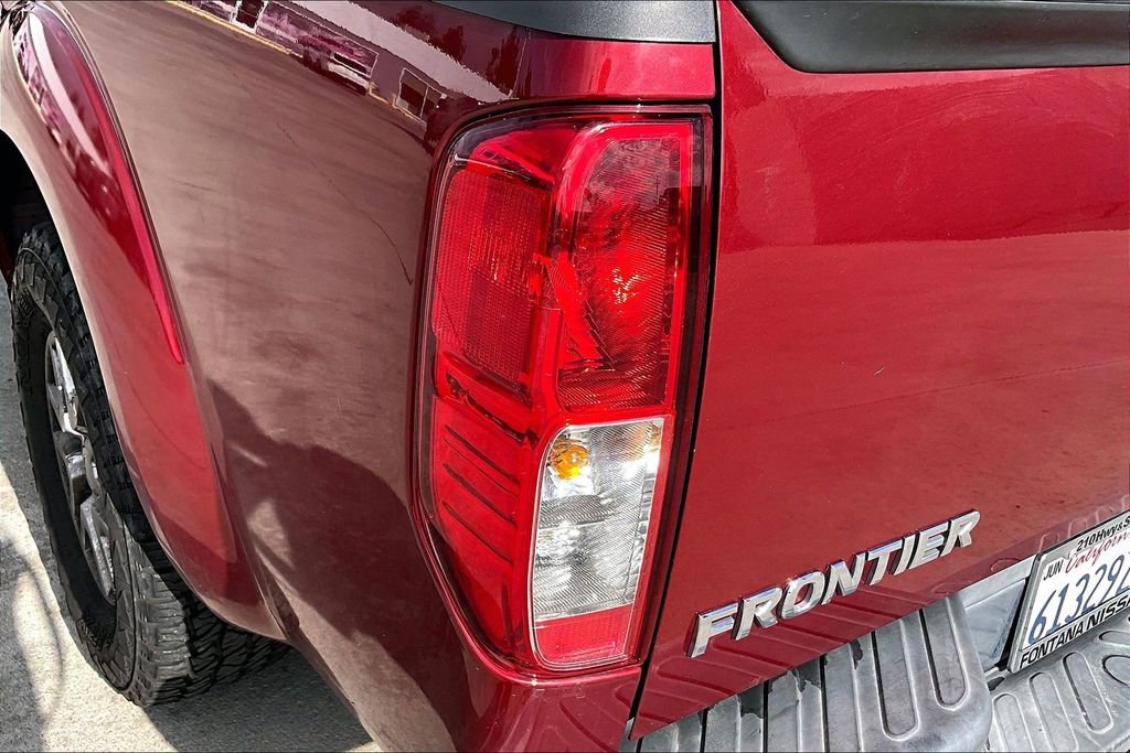 Used 2019 Nissan Frontier SV image 35