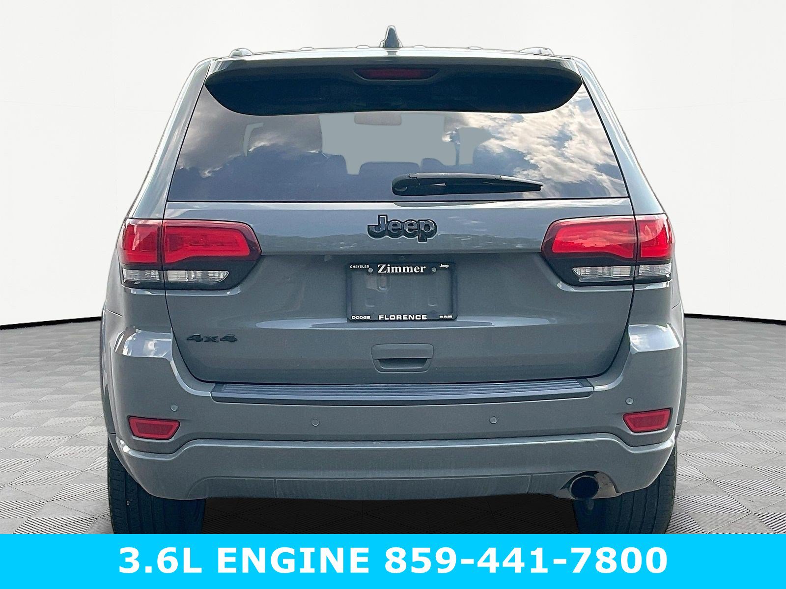 Used 2021 Jeep Grand Cherokee Laredo X AWD/4WD image 5