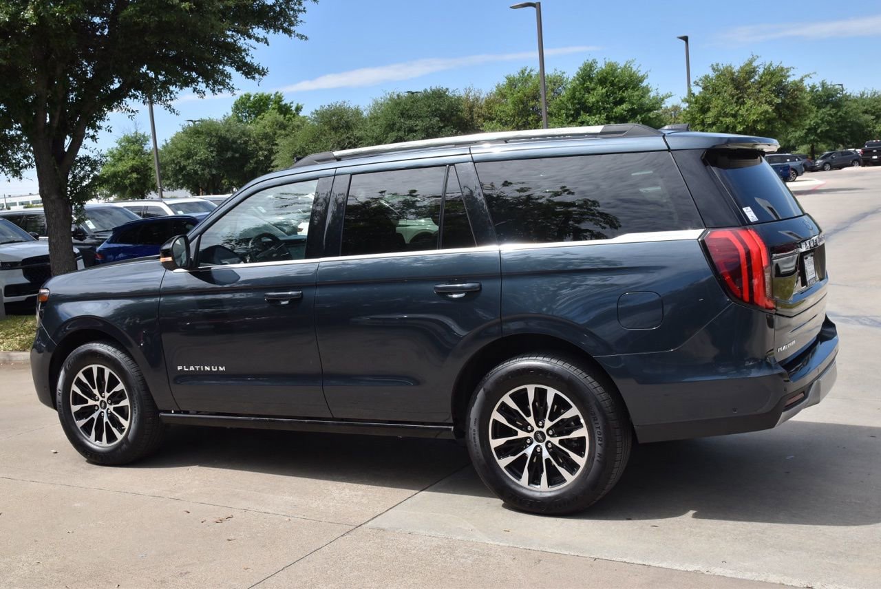 Certified 2025 Ford Expedition Platinum image 11