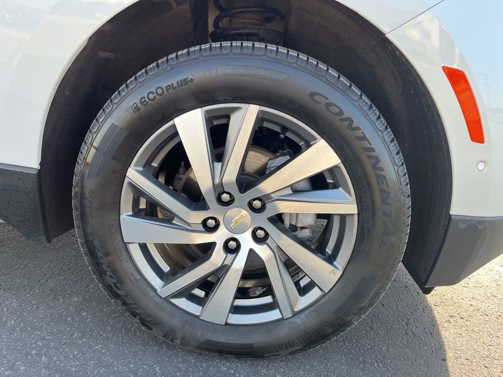Used 2023 Chevrolet Equinox Premier image 12