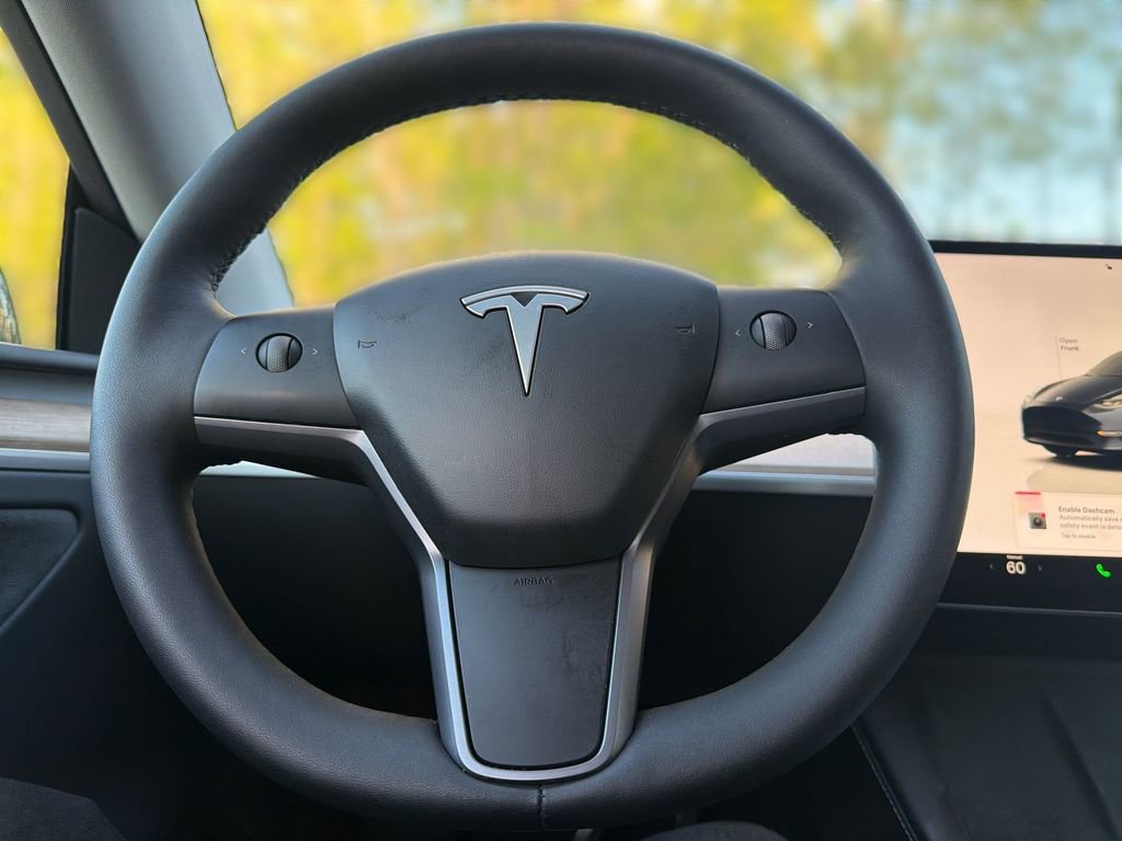 Used 2025 Tesla Model Y Performance AWD/4WD image 9