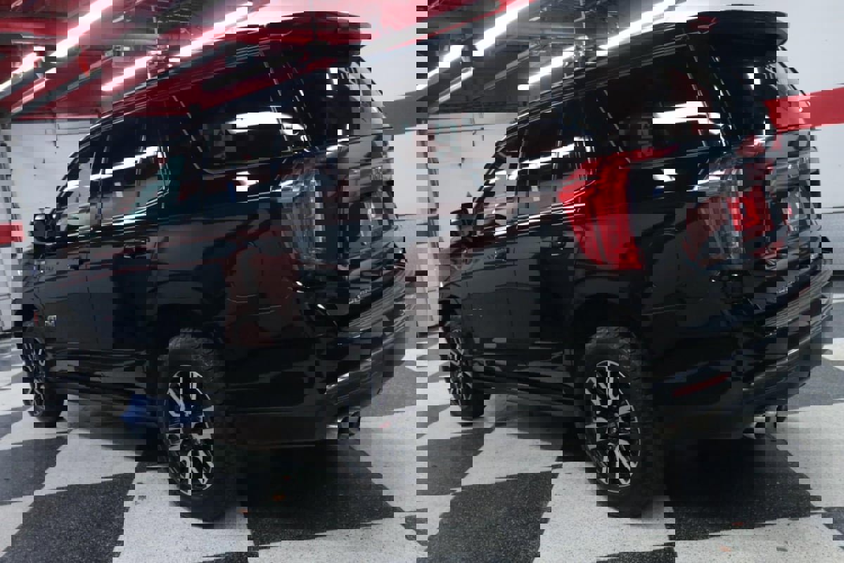 Used 2022 GMC Yukon AT4 image 6