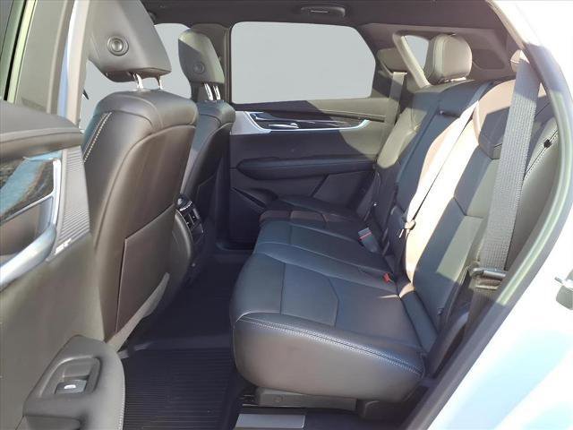 Used 2021 Cadillac XT5 Premium Luxury w/ LPO, Floor Liner Package image 23