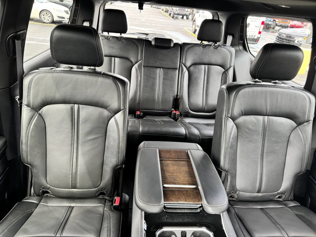 Used 2022 Jeep Grand Wagoneer Series I AWD/4WD image 16