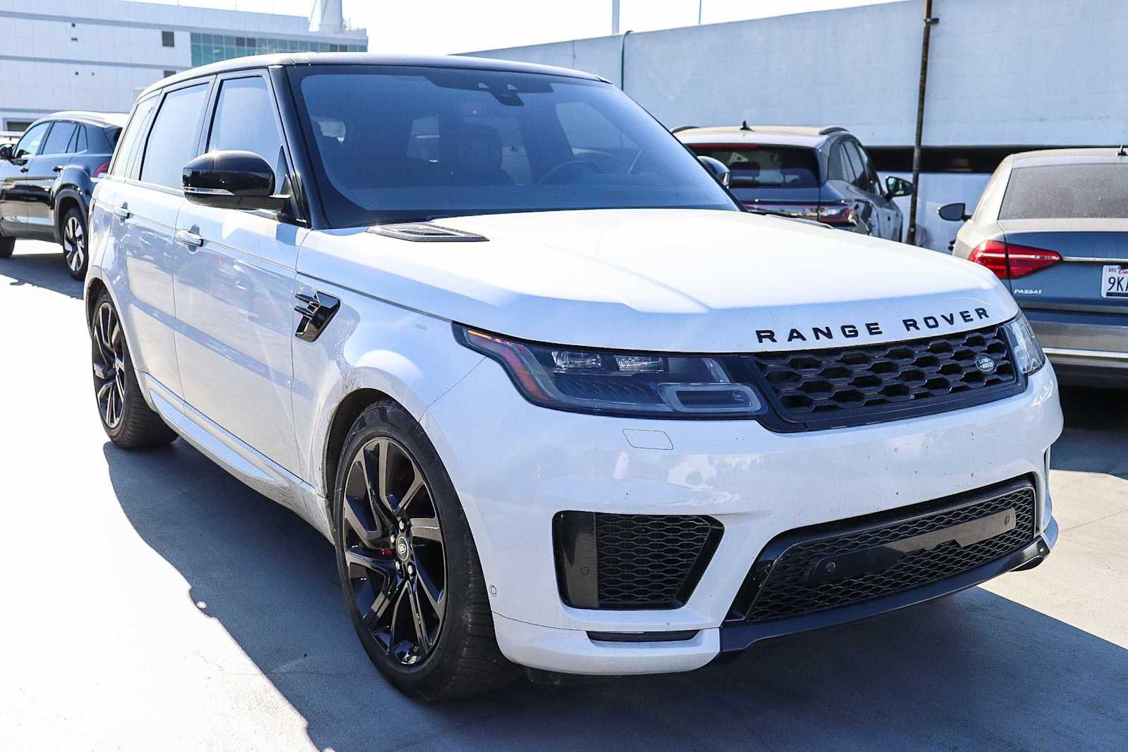 Used 2018 Land Rover Range Rover Sport HSE Dynamic image 3