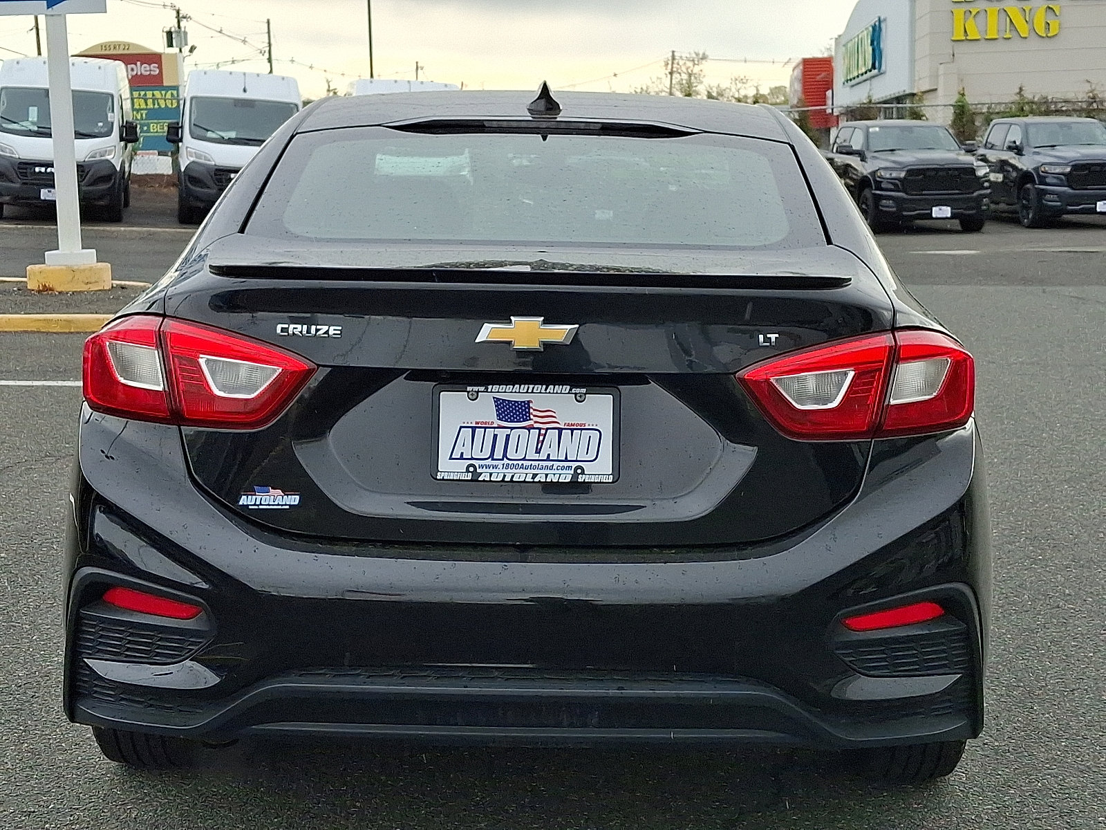 Used 2018 Chevrolet Cruze LT w/ Sun And Sound Package image 6