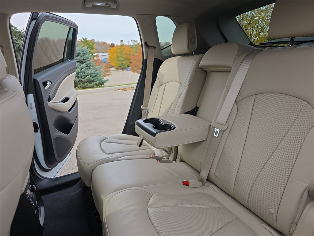Certified 2019 Buick Envision Essence w/ LPO, Cargo Package image 14