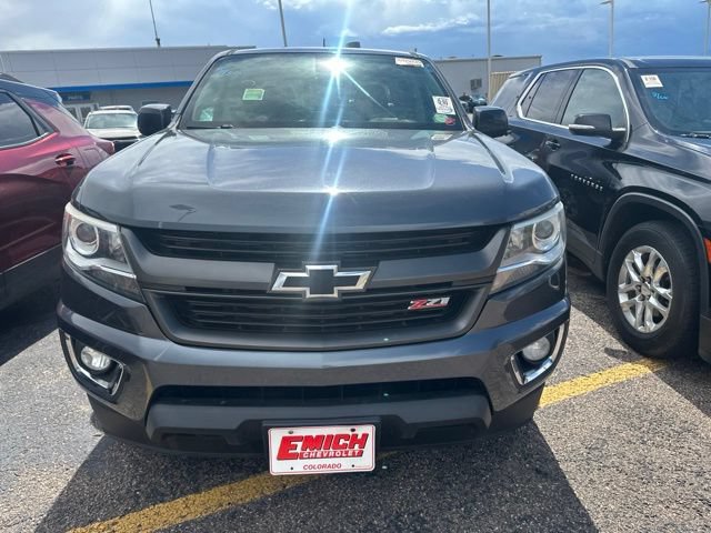 Used 2017 Chevrolet Colorado Z71 AWD/4WD image 2