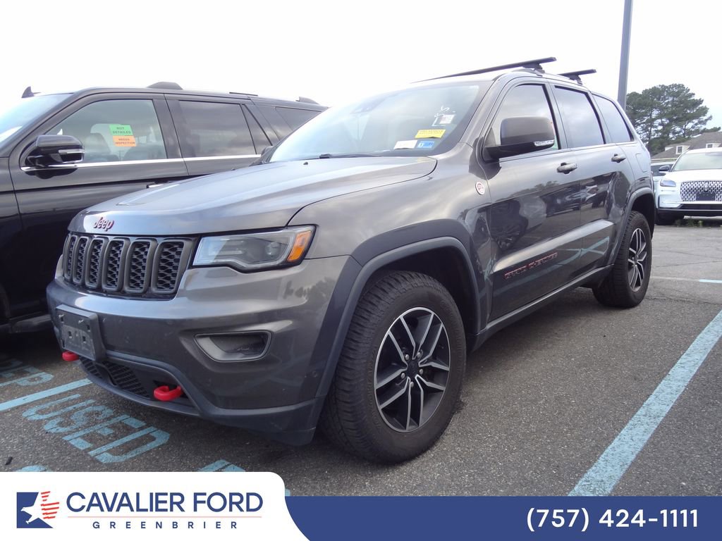Used 2019 Jeep Grand Cherokee Trailhawk w/ Trailhawk Luxury Group AWD/4WD image 3
