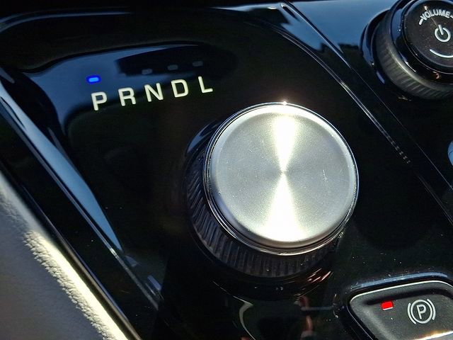 Used 2023 Chrysler Pacifica Touring-L FWD image 15