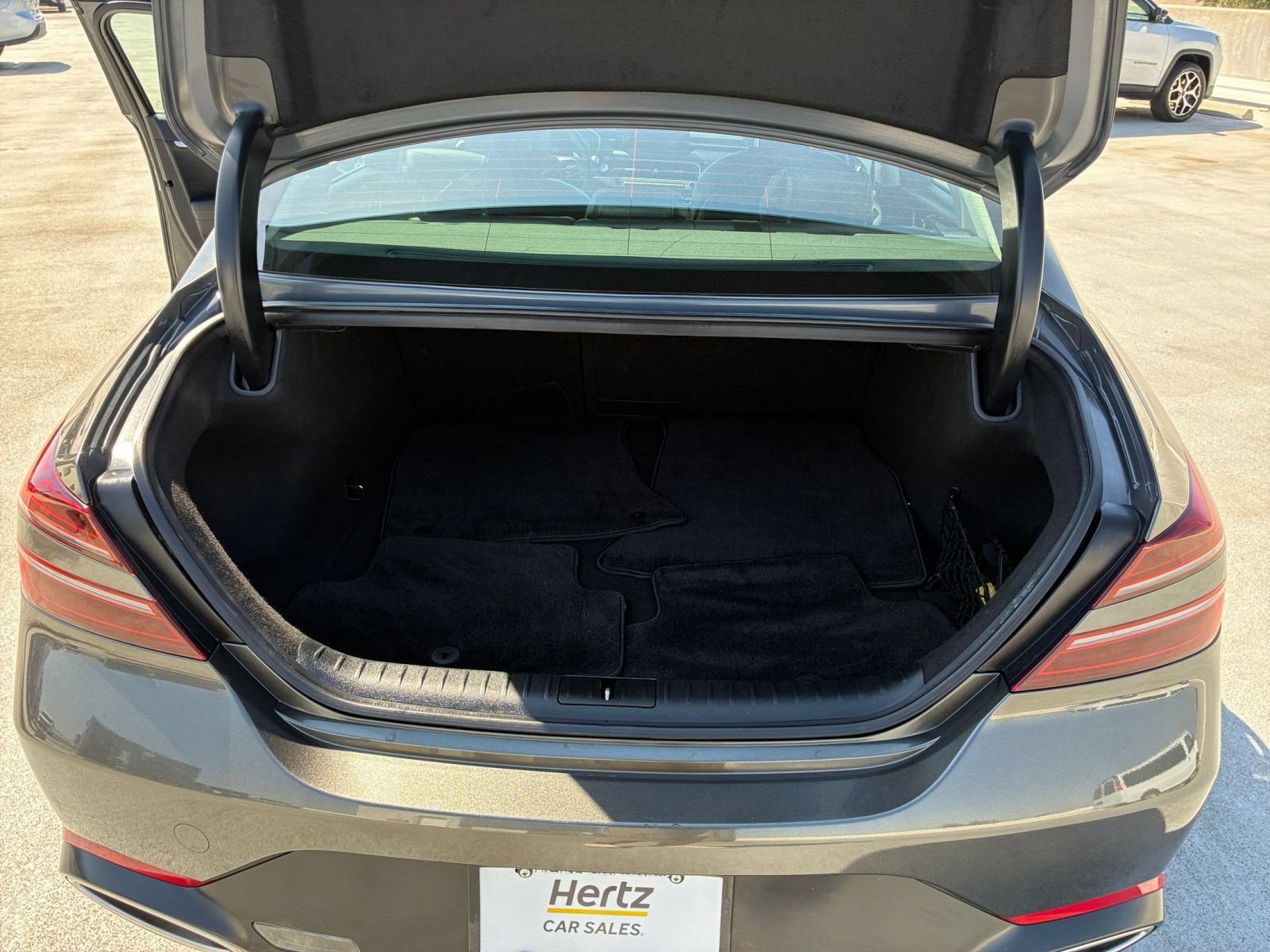 Used 2026 Genesis G70 2.5T RWD image 32
